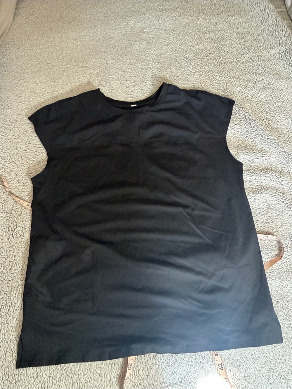 Lululemon Black Sleeveless Women's Top - performance Crew Neck